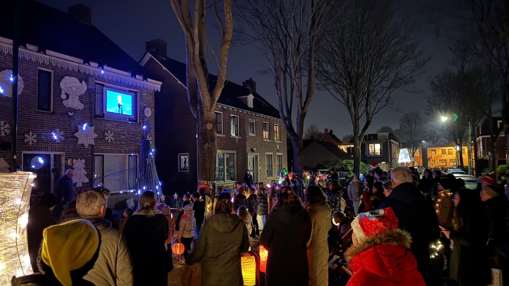 Bezoekers bij Kerst Lichtshow Gilze